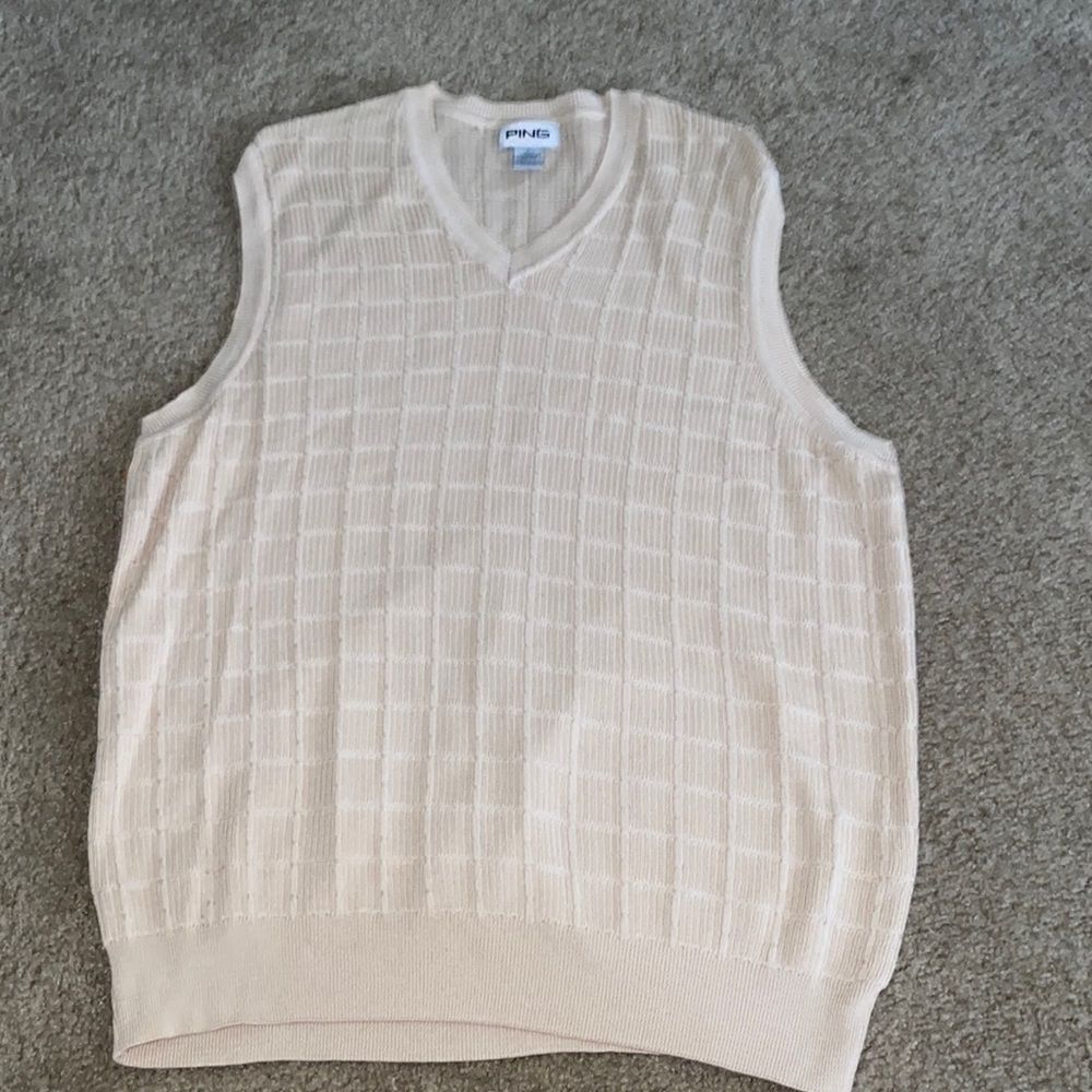 Ping sweater vest